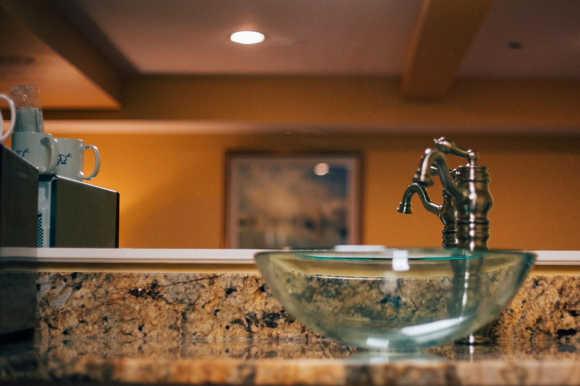 The Remington Suite Hotel And Spa Shreveport Bagian luar foto
